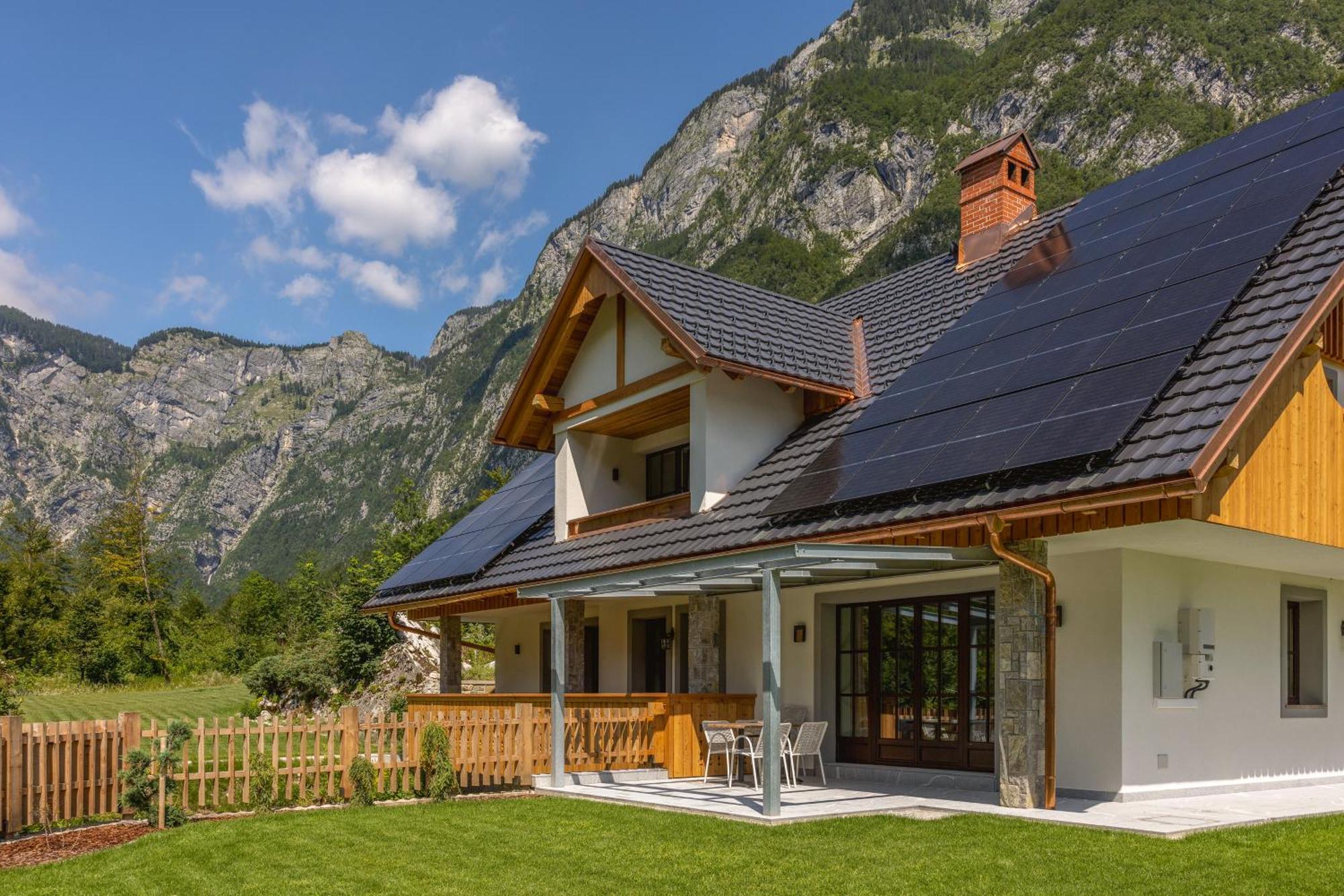 Garni Hotel Stare Bohinj Exteriör bild